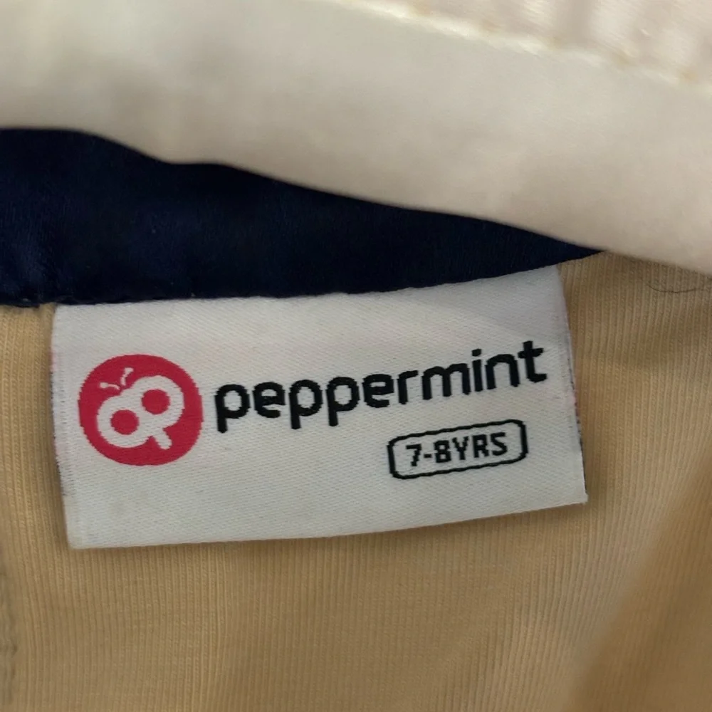 Peppermint - Picture 7 of 14